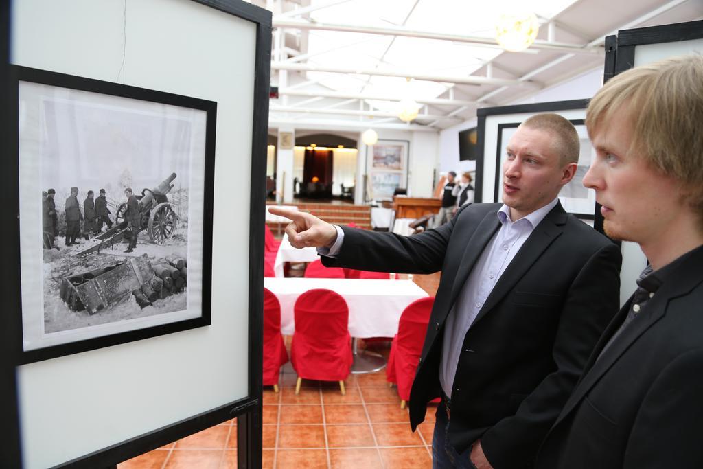Hotelli Iisalmen Seurahuone Iisalmi Bagian luar foto