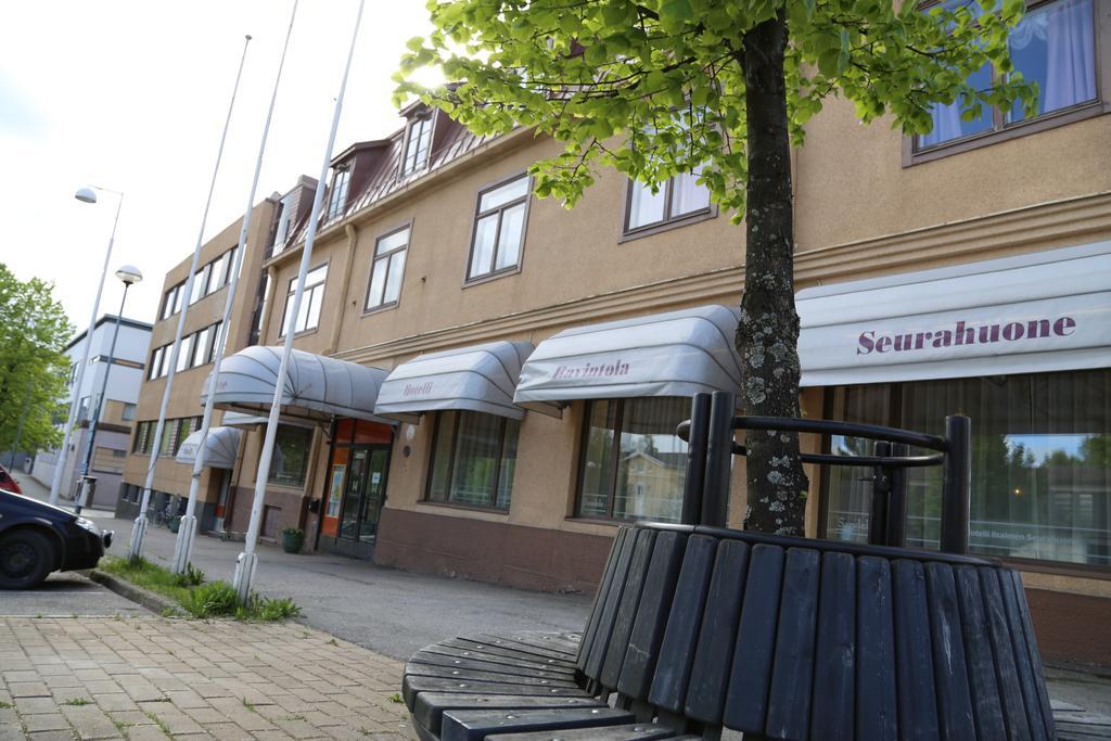 Hotelli Iisalmen Seurahuone Iisalmi Bagian luar foto